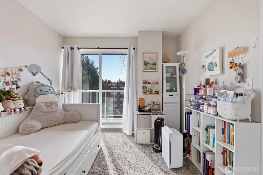 15020 Bothell Way NE #406 Lake Forest Park, WA 98155