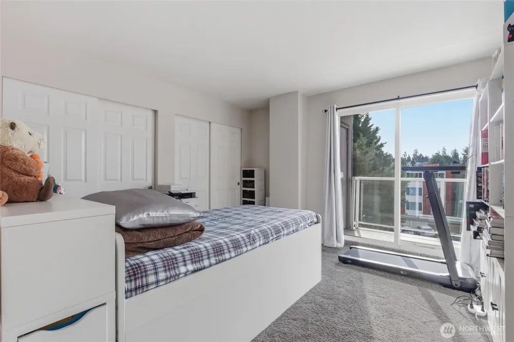 15020 Bothell Way NE #406 Lake Forest Park, WA 98155