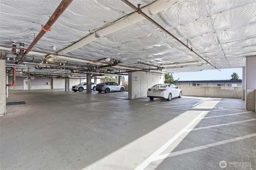 15020 Bothell Way NE #406 Lake Forest Park, WA 98155