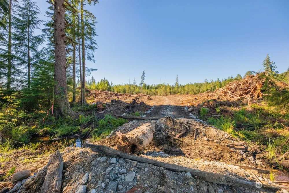 9005 Woods Creek Road Monroe, WA 98272