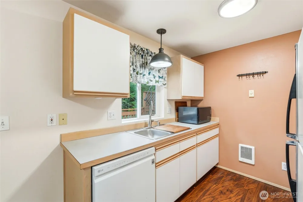 44525 Pine Road Gold Bar, WA 98251
