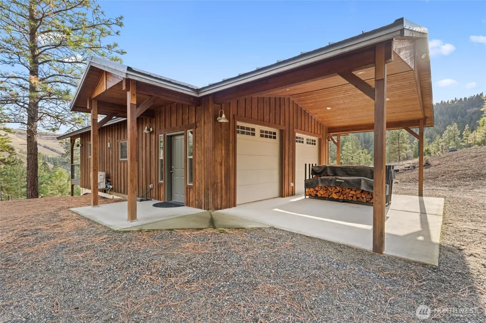 31741 Ringneck Lane E Davenport, WA 99122