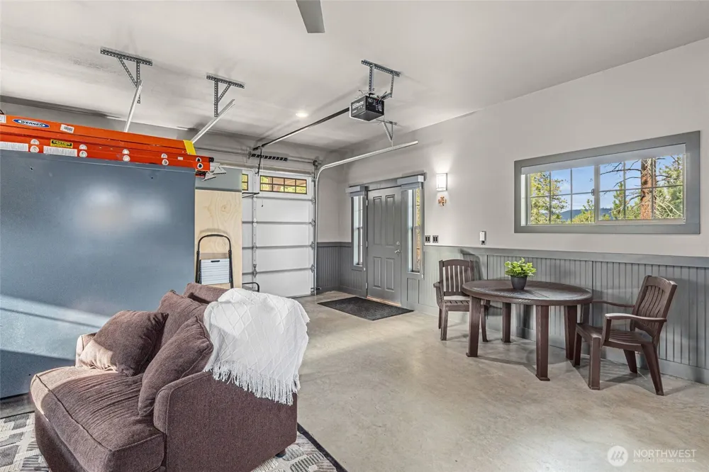 31741 Ringneck Lane E Davenport, WA 99122