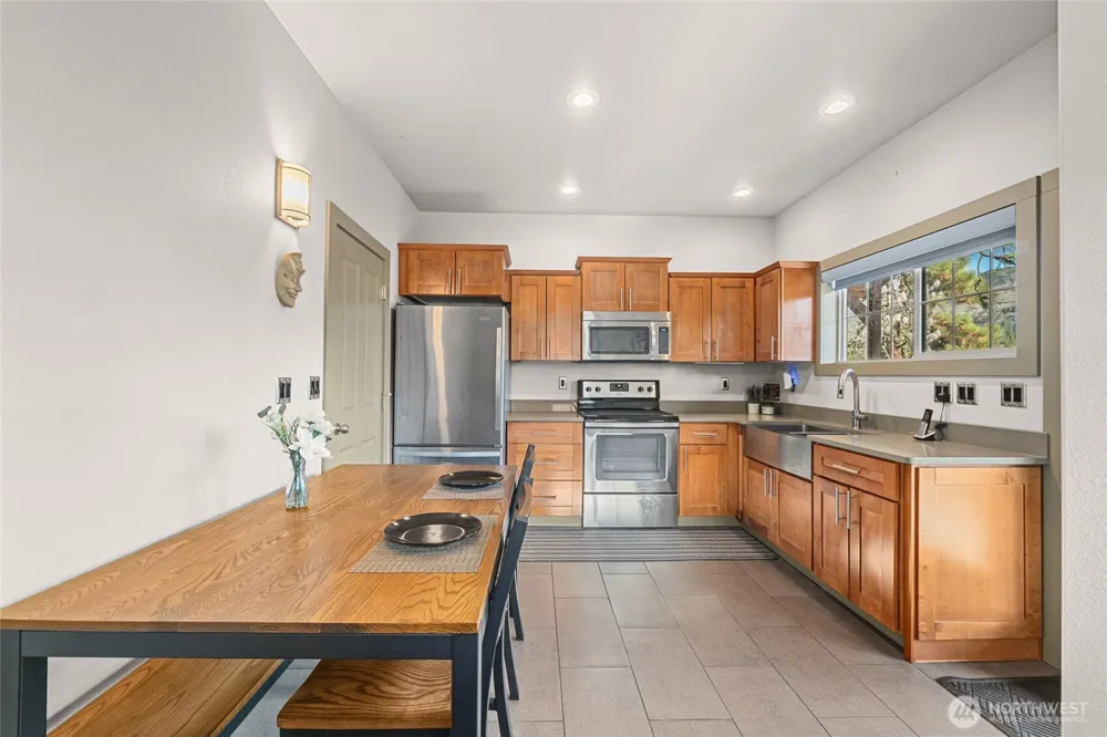 31741 Ringneck Lane E Davenport, WA 99122
