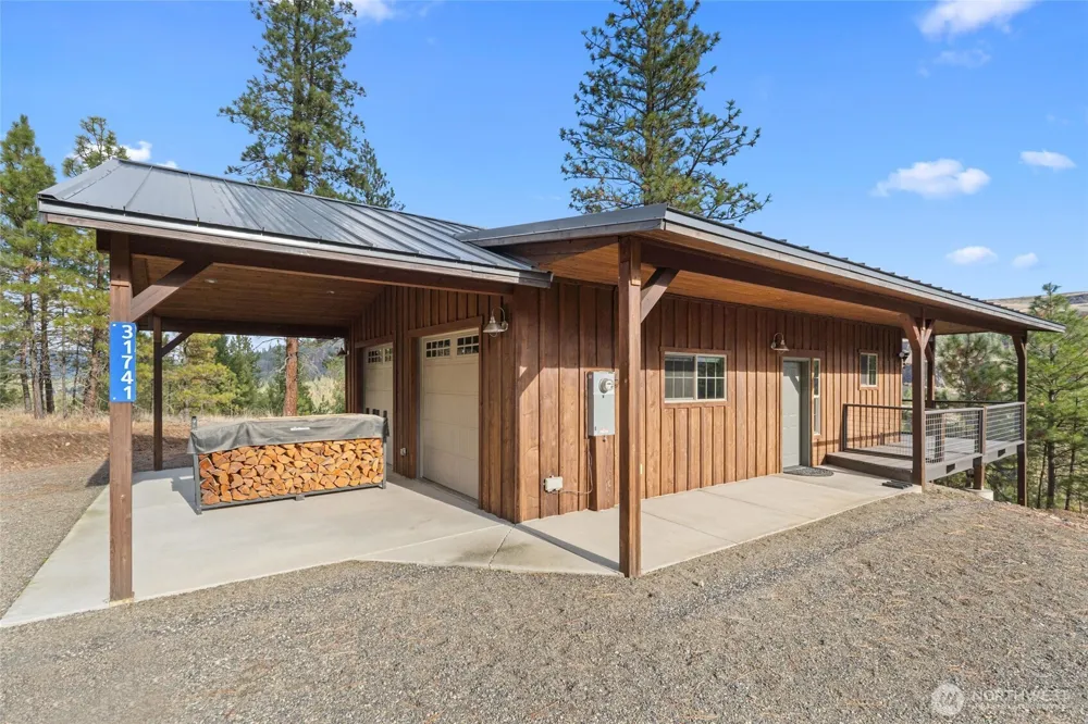 31741 Ringneck Lane E Davenport, WA 99122