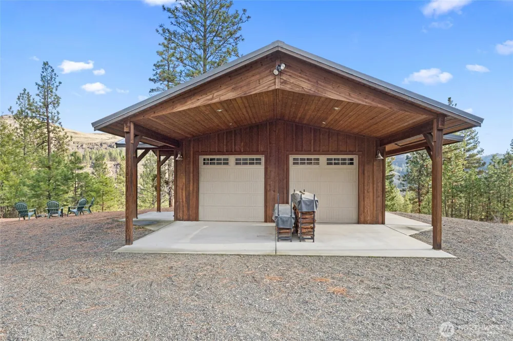 31741 Ringneck Lane E Davenport, WA 99122