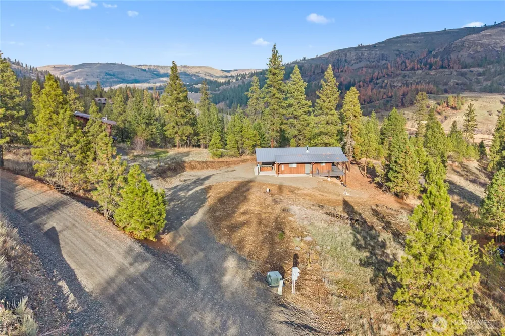 31741 Ringneck Lane E Davenport, WA 99122