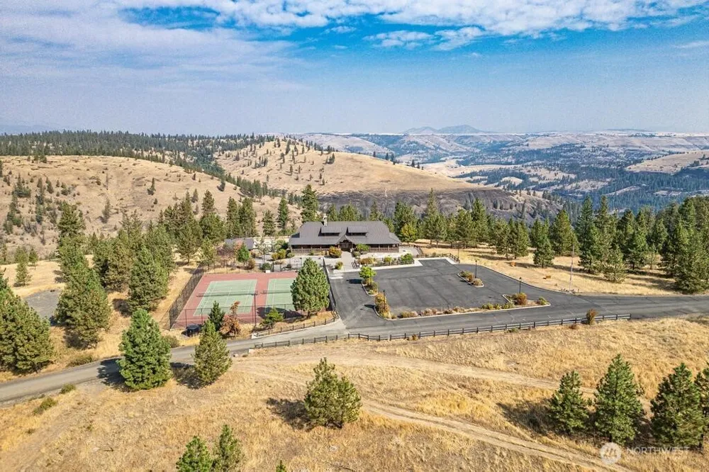 31741 Ringneck Lane E Davenport, WA 99122