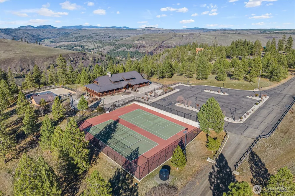 31741 Ringneck Lane E Davenport, WA 99122