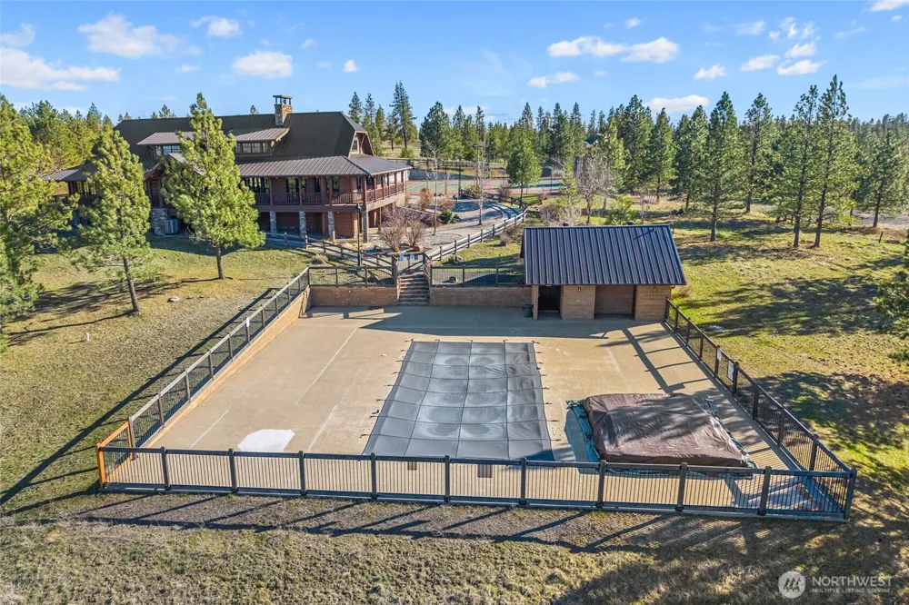 31741 Ringneck Lane E Davenport, WA 99122