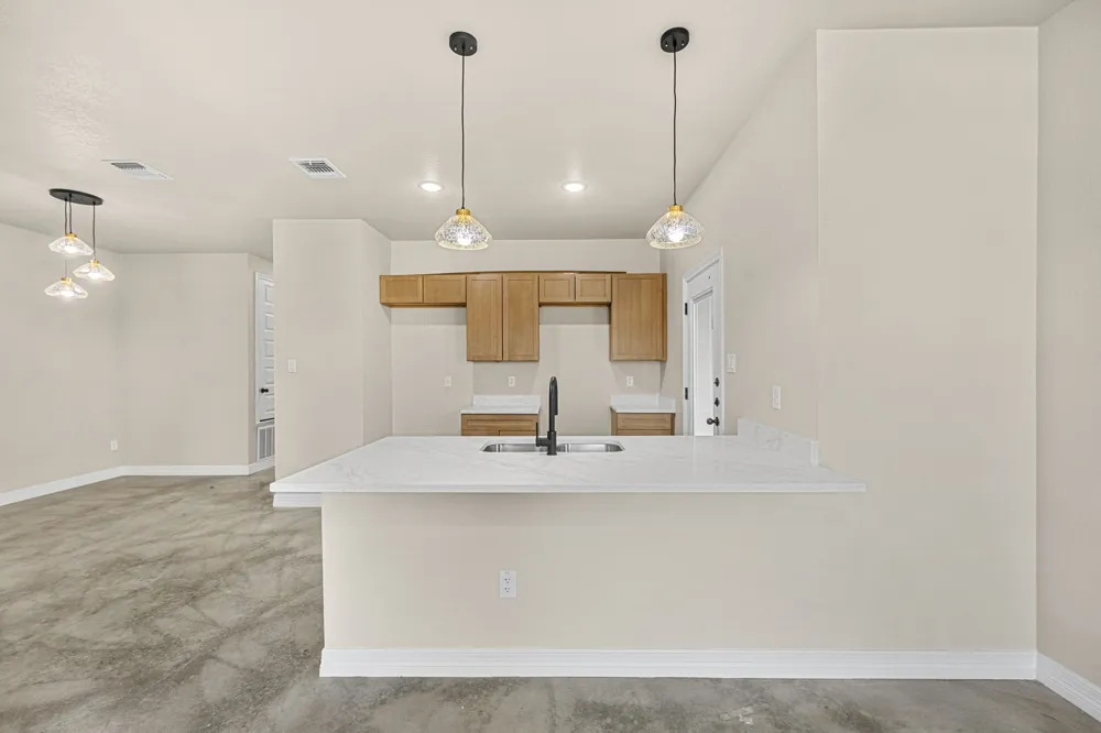 1315 Lone Pine Way Killeen, TX 76543