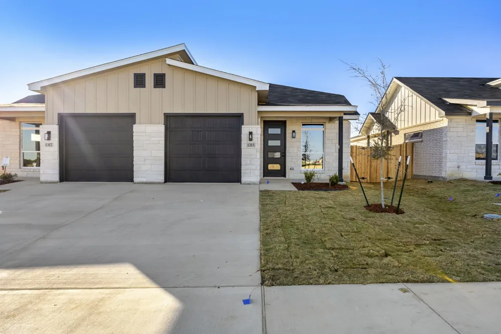 1315 Lone Pine Way Killeen, TX 76543