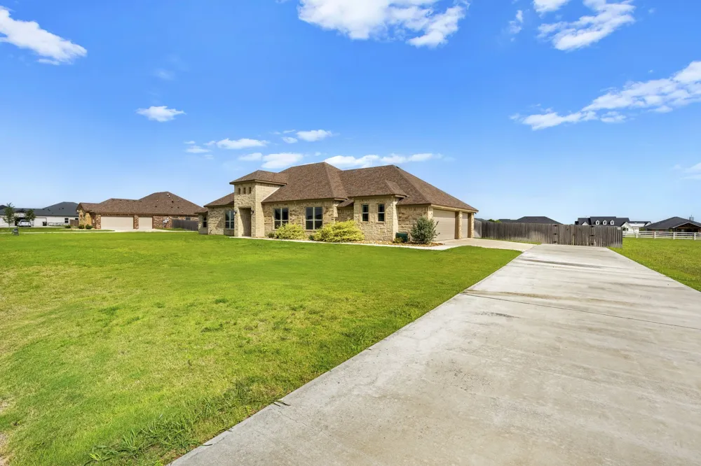 930 Inka Road Salado, TX 76571