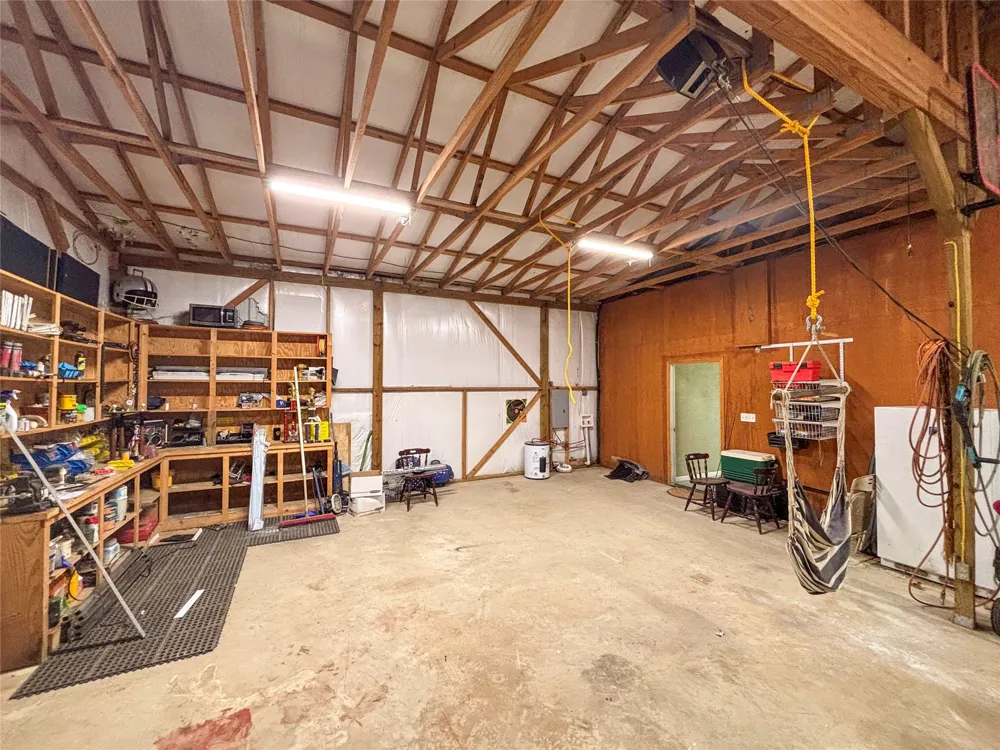 6182 FM 1398 Hooks, TX 75561