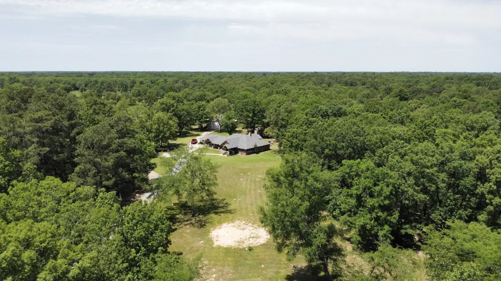 6182 FM 1398 Hooks, TX 75561