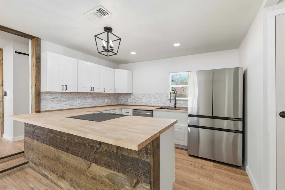 603 Pearl Street Comanche, TX 76442