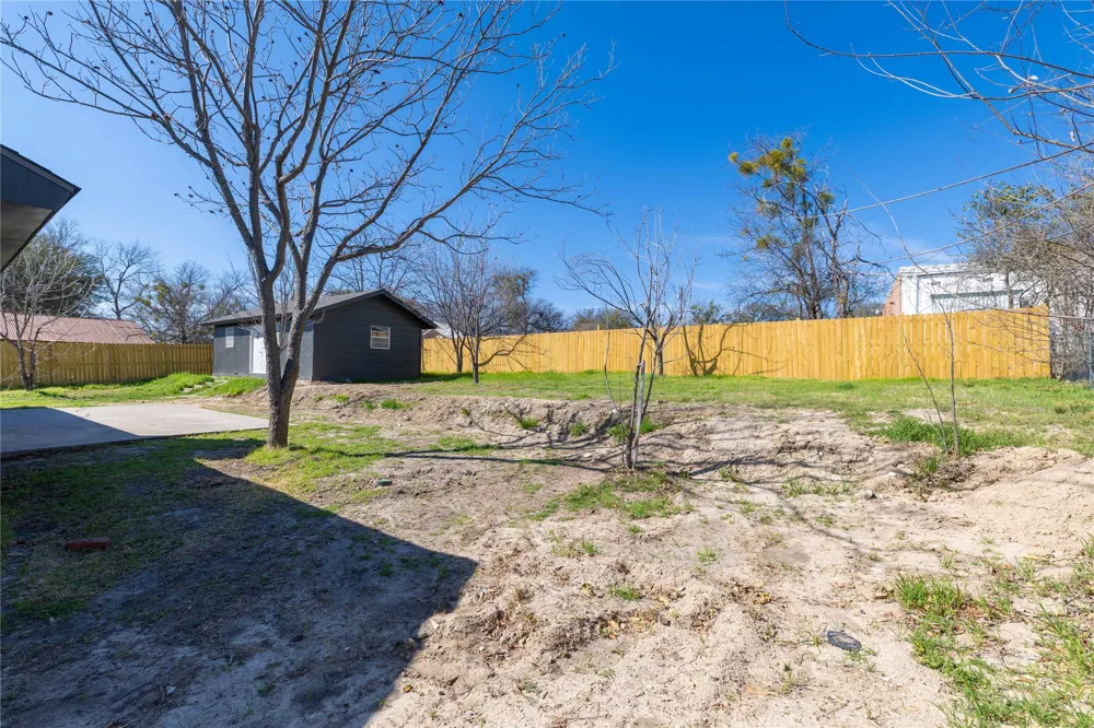 603 Pearl Street Comanche, TX 76442
