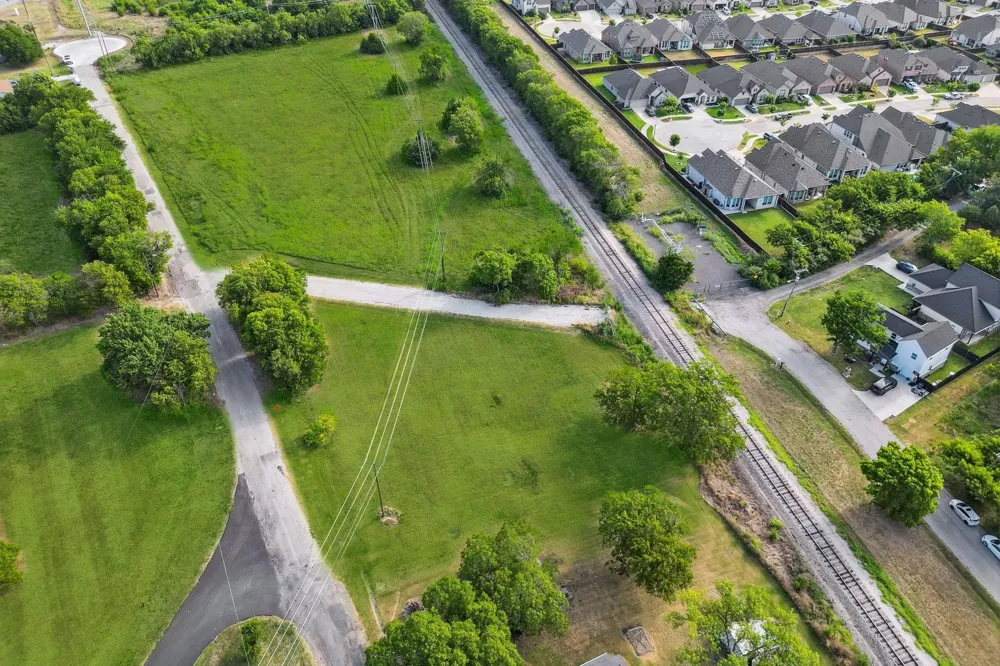 Central/Waller Street Melissa, TX 75454