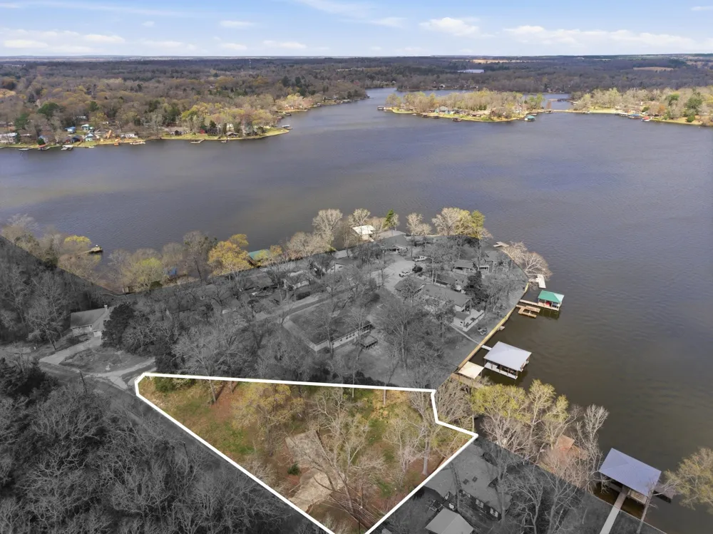 329 Callender Lake Drive Murchison, TX 75778