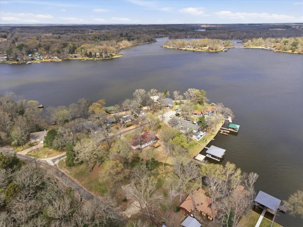 329 Callender Lake Drive Murchison, TX 75778