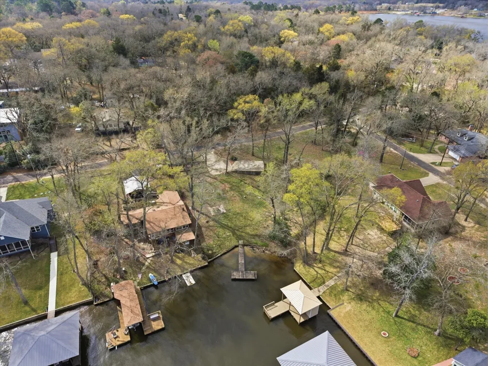 329 Callender Lake Drive Murchison, TX 75778