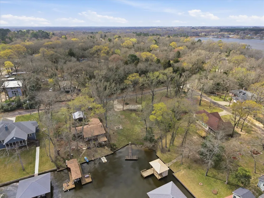 329 Callender Lake Drive Murchison, TX 75778