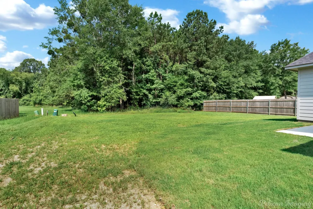 8142 Myrtlewood Drive Greenwood, LA 71033