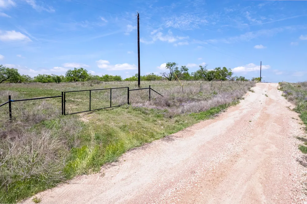 821 P.R. 4901 Goldsboro, TX 79519