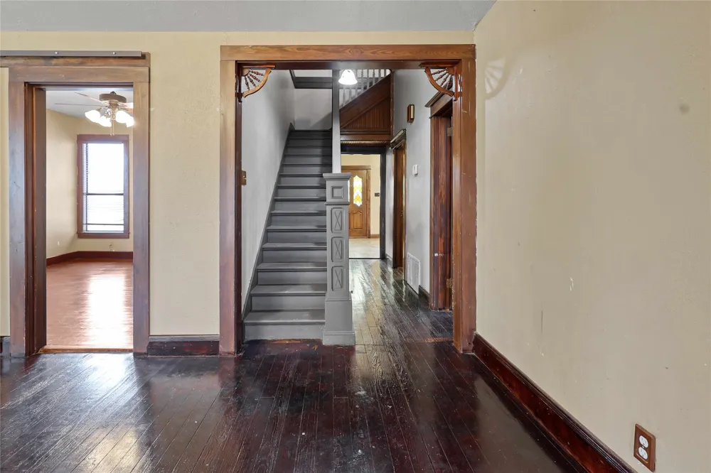 401 W Maple Street Whitewright, TX 75491