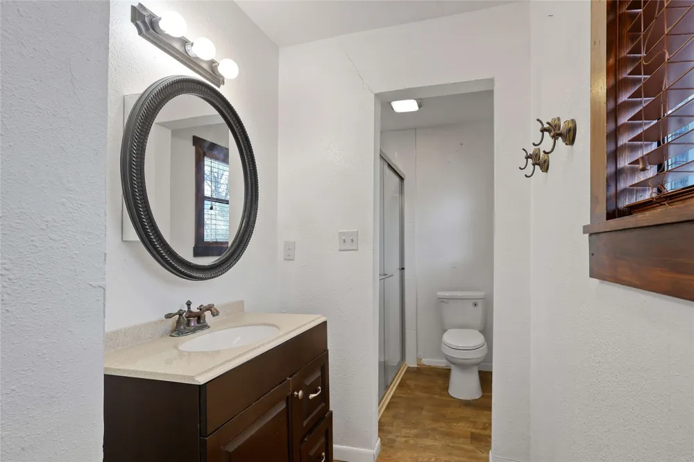 401 W Maple Street Whitewright, TX 75491