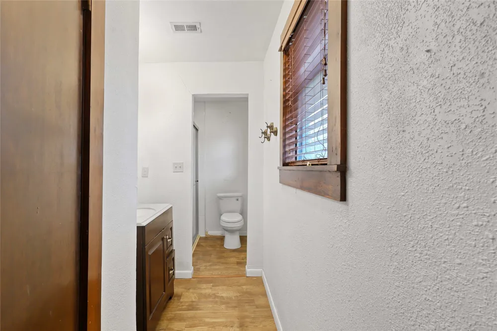 401 W Maple Street Whitewright, TX 75491