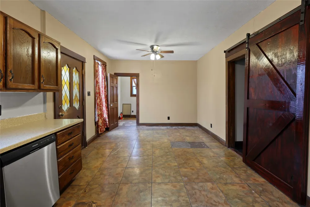 401 W Maple Street Whitewright, TX 75491