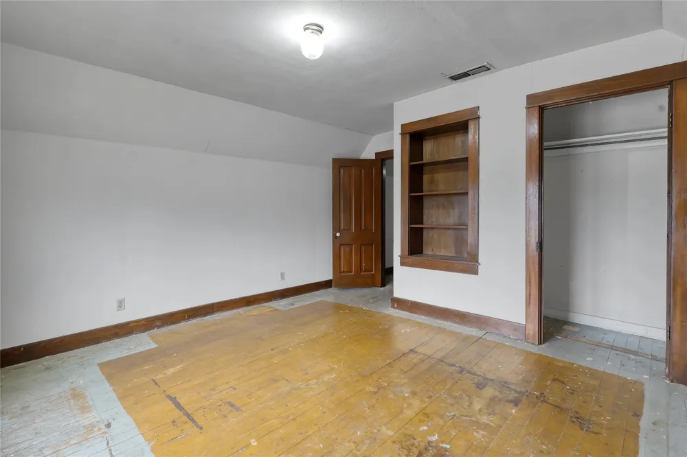 401 W Maple Street Whitewright, TX 75491