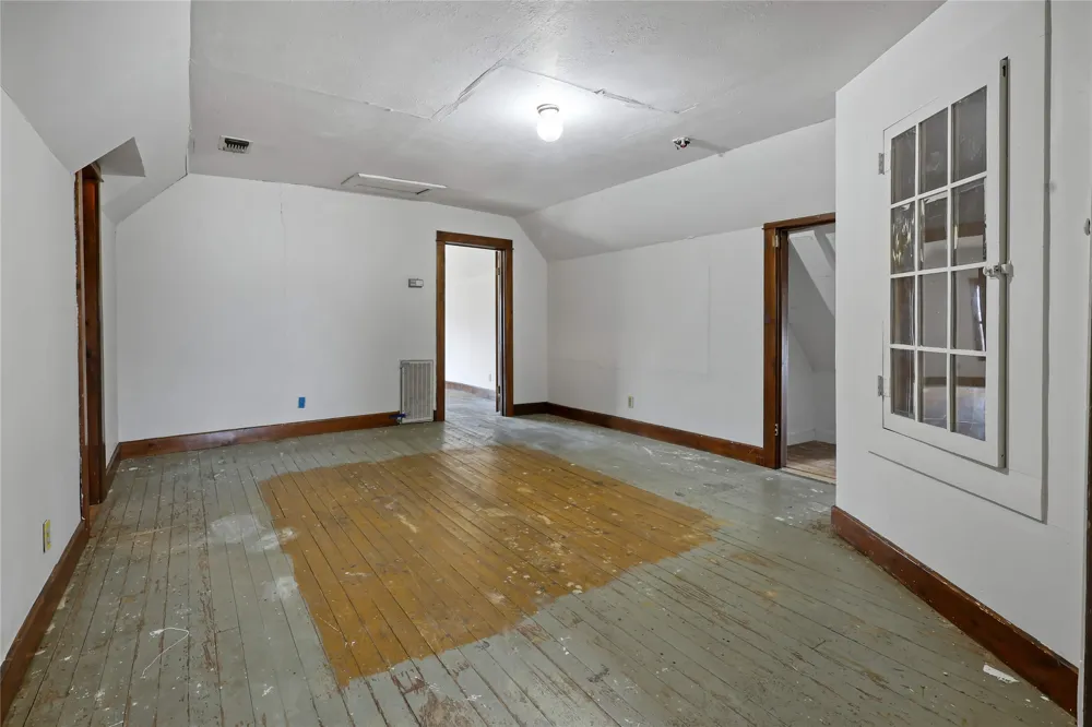 401 W Maple Street Whitewright, TX 75491