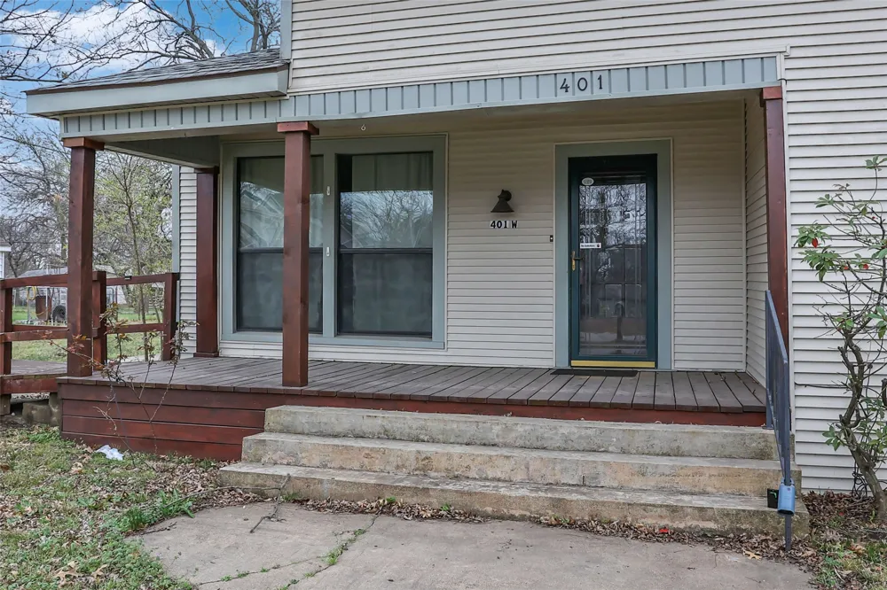 401 W Maple Street Whitewright, TX 75491