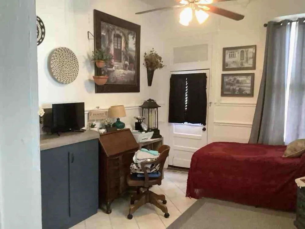 408 S Railroad Avenue Calvert, TX 77837