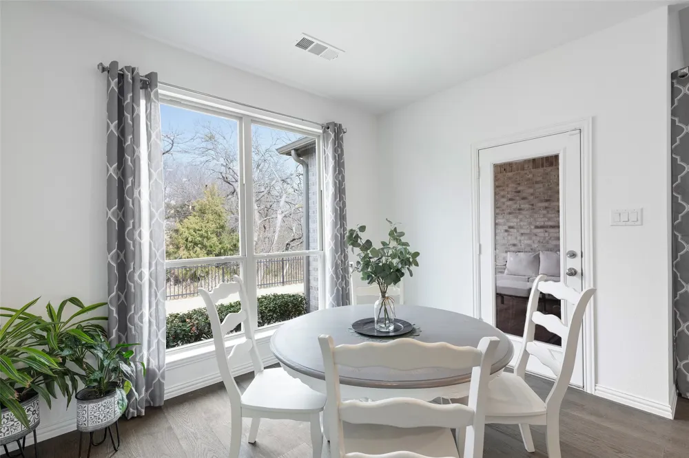 9605 Sunset Lane Oak Point, TX 75068