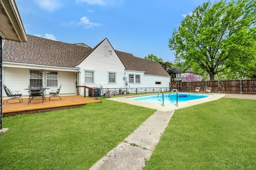 701 Market Street E Honey Grove, TX 75446