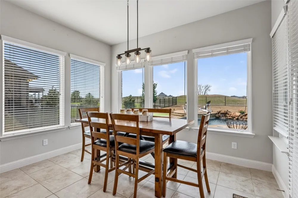1505 Wolf Ridge Run Gunter, TX 75058