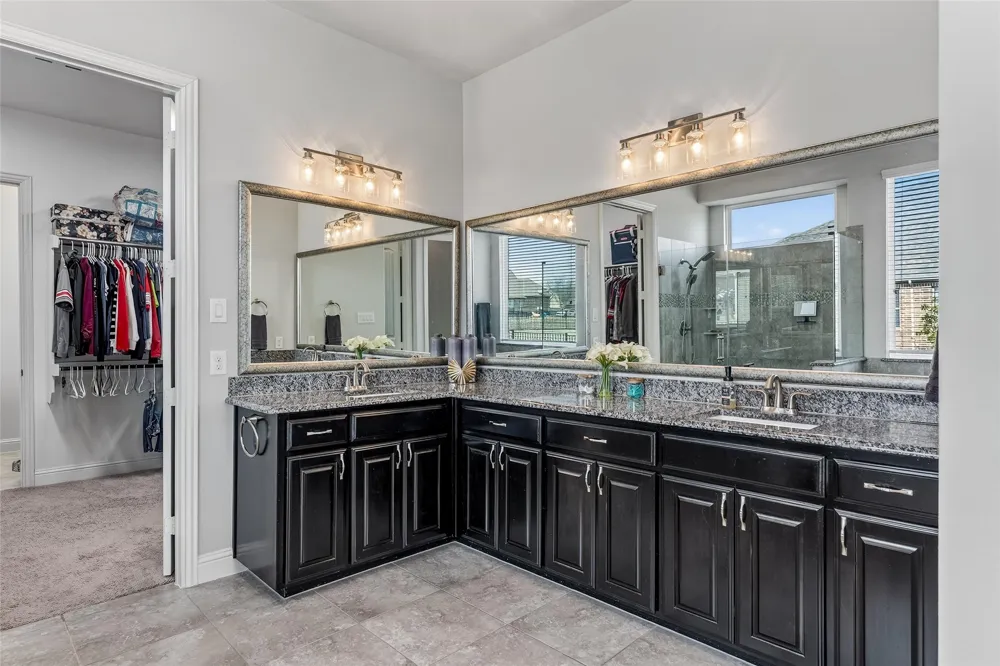 1505 Wolf Ridge Run Gunter, TX 75058