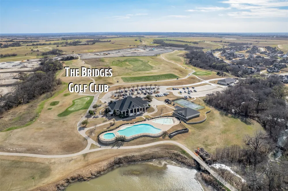 1505 Wolf Ridge Run Gunter, TX 75058