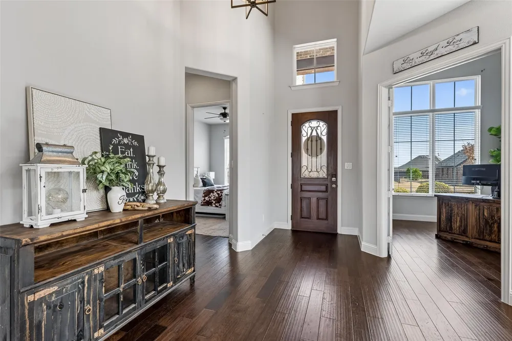 1505 Wolf Ridge Run Gunter, TX 75058