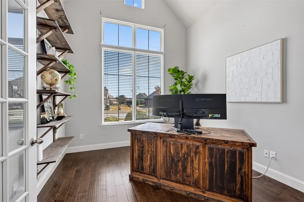 1505 Wolf Ridge Run Gunter, TX 75058