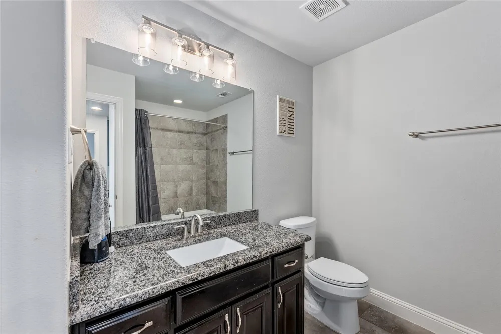 1505 Wolf Ridge Run Gunter, TX 75058