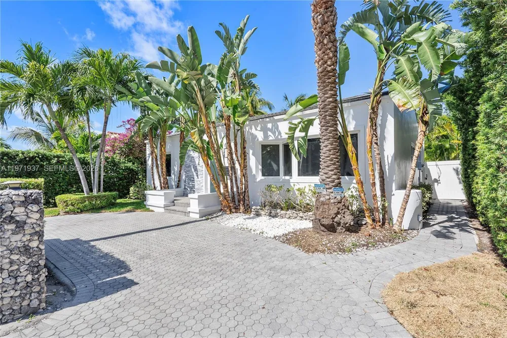 8934 Harding Ave Surfside, FL 33154
