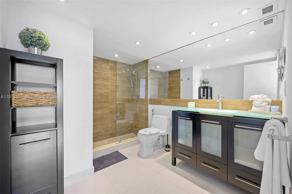 19370 Collins Ave #PH-14 Sunny Isles Beach, FL 33160