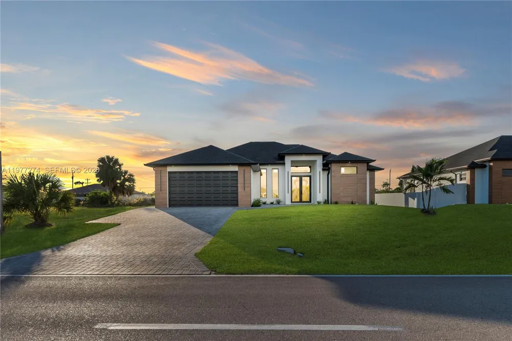 14 EL DORADO BLVD N Cape Coral, FL 33993