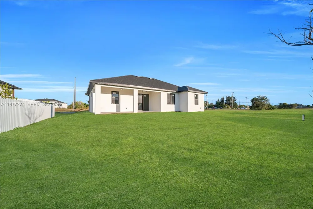 14 EL DORADO BLVD N Cape Coral, FL 33993