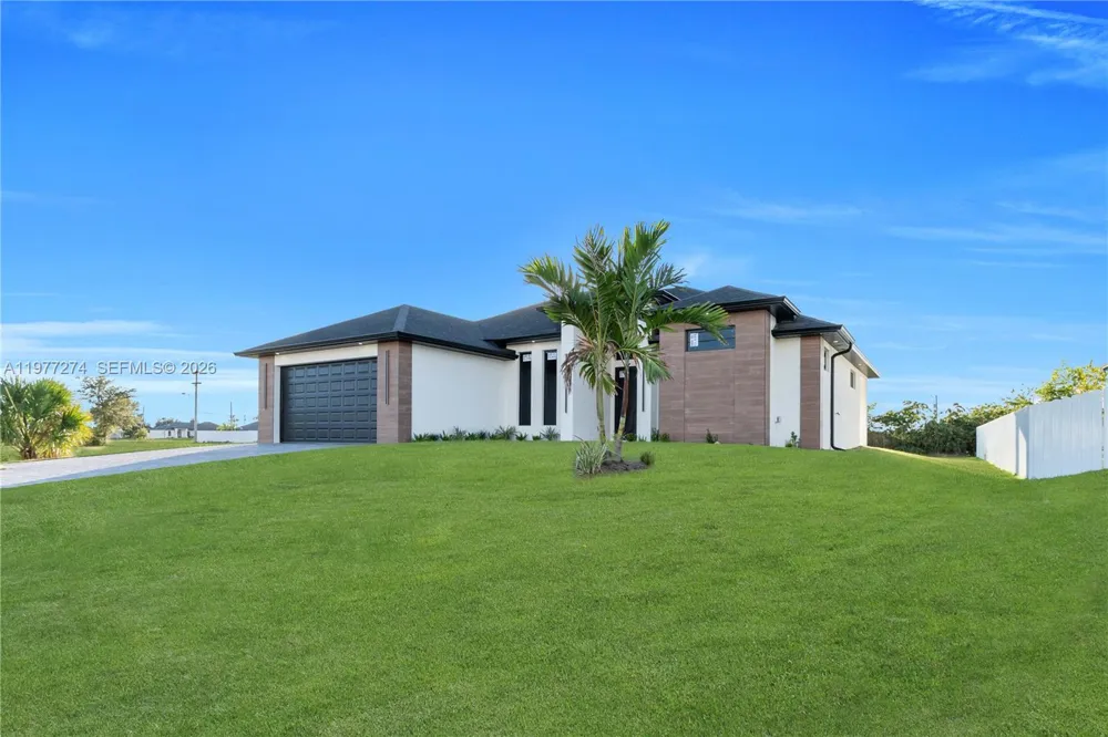 14 EL DORADO BLVD N Cape Coral, FL 33993