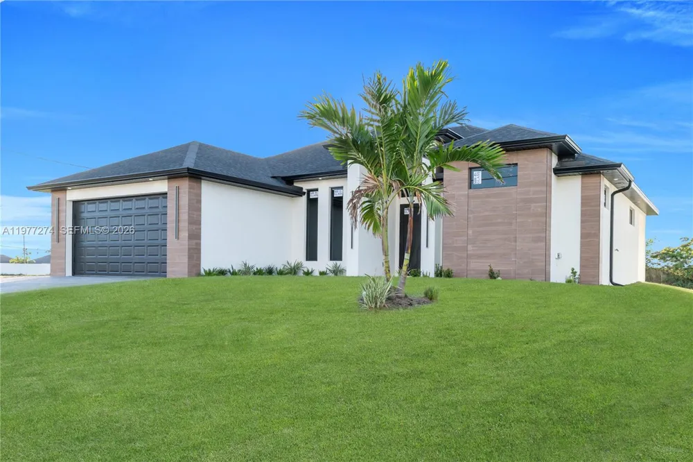 14 EL DORADO BLVD N Cape Coral, FL 33993